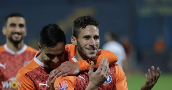 Read more about the article بيراميدز يفوز على الجونة بنتيجة 4-0 ويتصدر دوري النيل.  فيديو