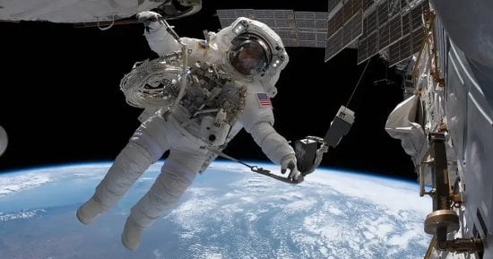 You are currently viewing ستقوم ناسا بإنزال أول رائد فضاء غير أمريكي على سطح القمر في عام 2026