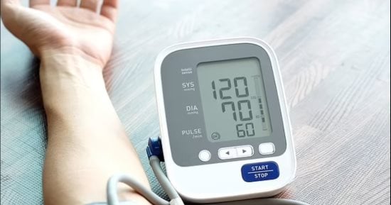 Read more about the article بدون أدوية.. كيف تسيطر على ارتفاع ضغط الدم؟