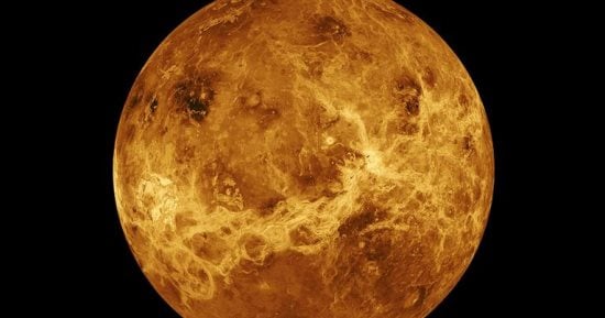 Read more about the article الاكتشاف: كوكب الزهرة يسرب الكربون والأكسجين