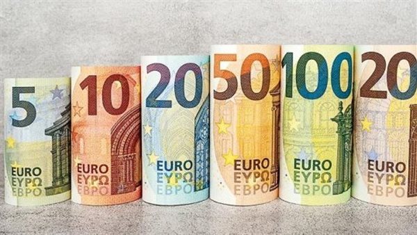 Read more about the article وارتفع اليورو واستفاد من ضعف الدولار