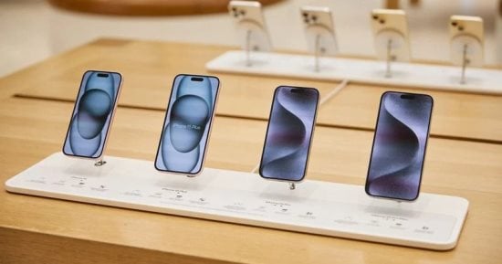 Read more about the article مبيعات iPhone تتعافى في الصين وسط ارتفاع الطلب على الهواتف الذكية.. تقرير