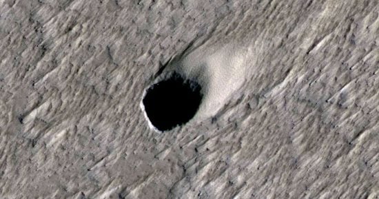You are currently viewing ثقب في المريخ يساعد في استكشاف الكوكب الأحمر