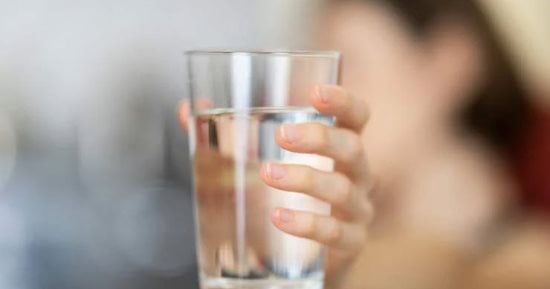 You are currently viewing 10 علامات تخبرك أنك لا تشرب كمية كافية من الماء