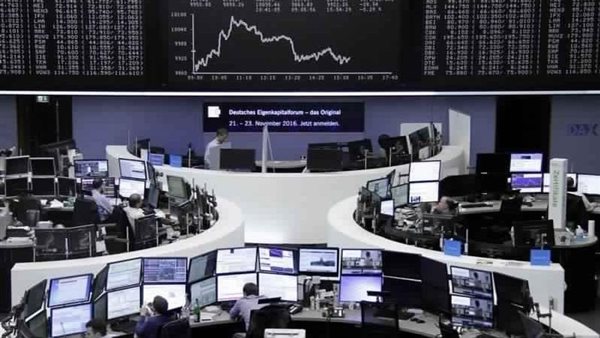 You are currently viewing استقرت الأسهم الأوروبية قبل صدور البيانات الاقتصادية