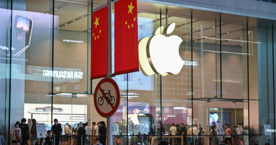 You are currently viewing قد يساعد انخفاض الأسعار في نمو مبيعات iPhone في الصين