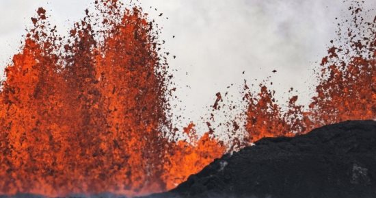 Read more about the article أداة جديدة تتنبأ بالانفجارات البركانية بدقة تصل إلى 95% قبل ثلاثة أيام من حدوثها